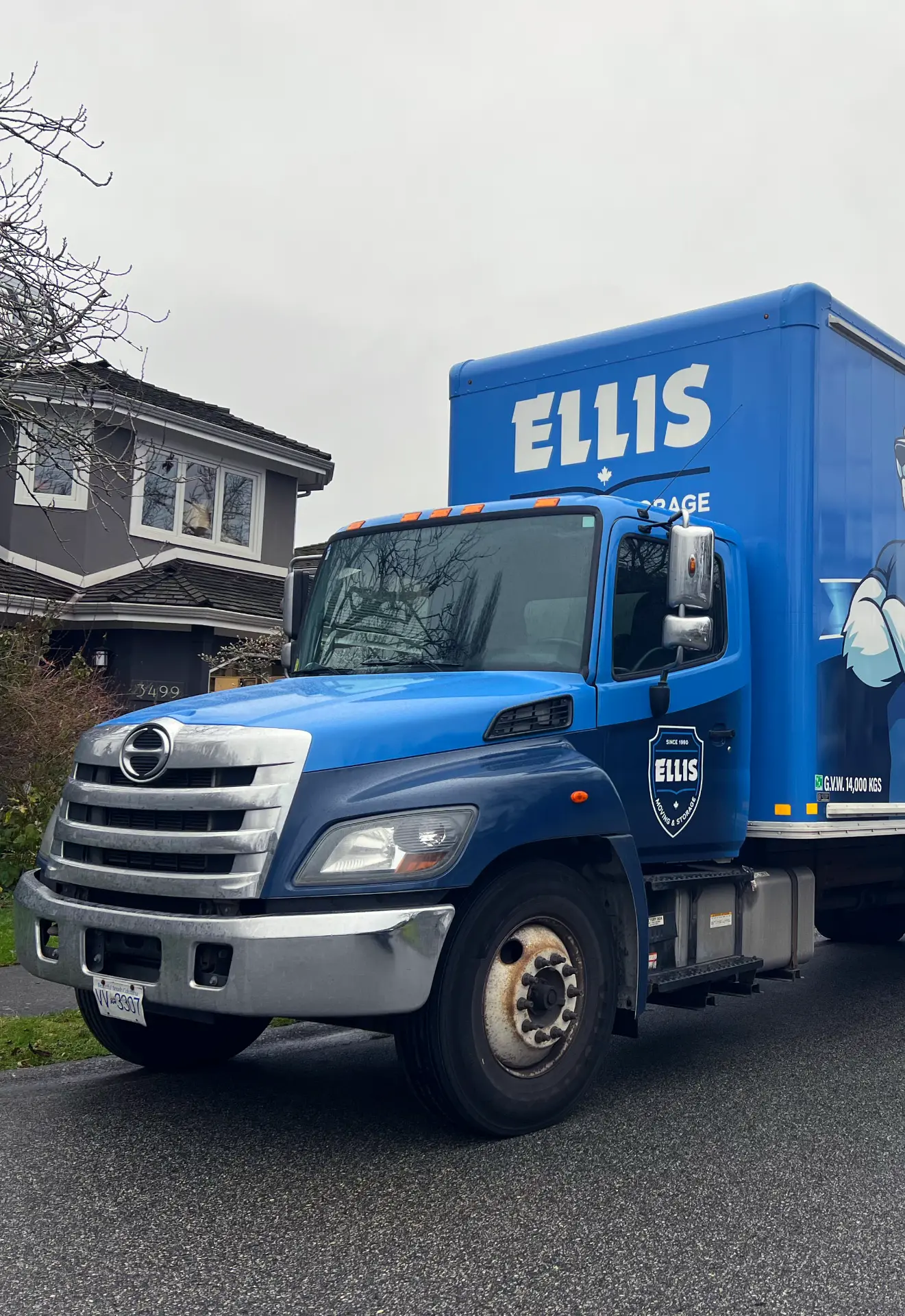 Ellis moving truck parked outside a North Vancouver home on move day